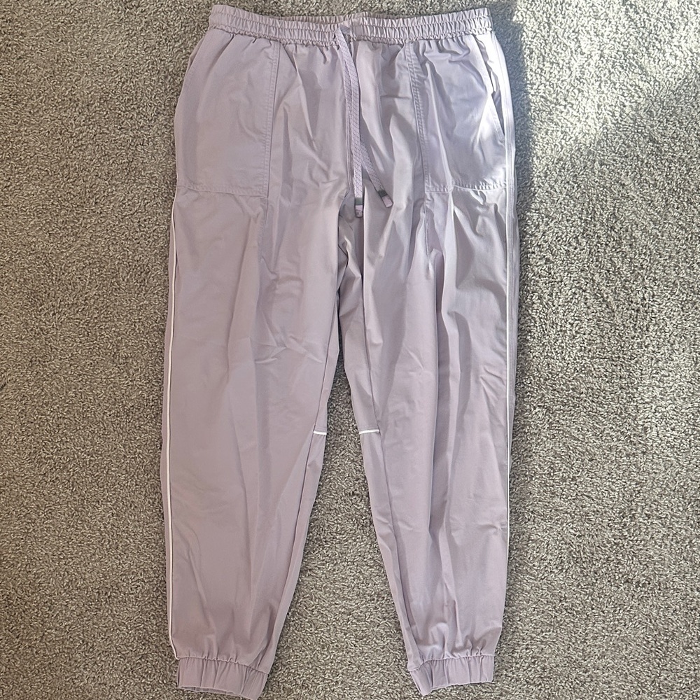 Fabletics Women’s Lightweight Lavender Joggers